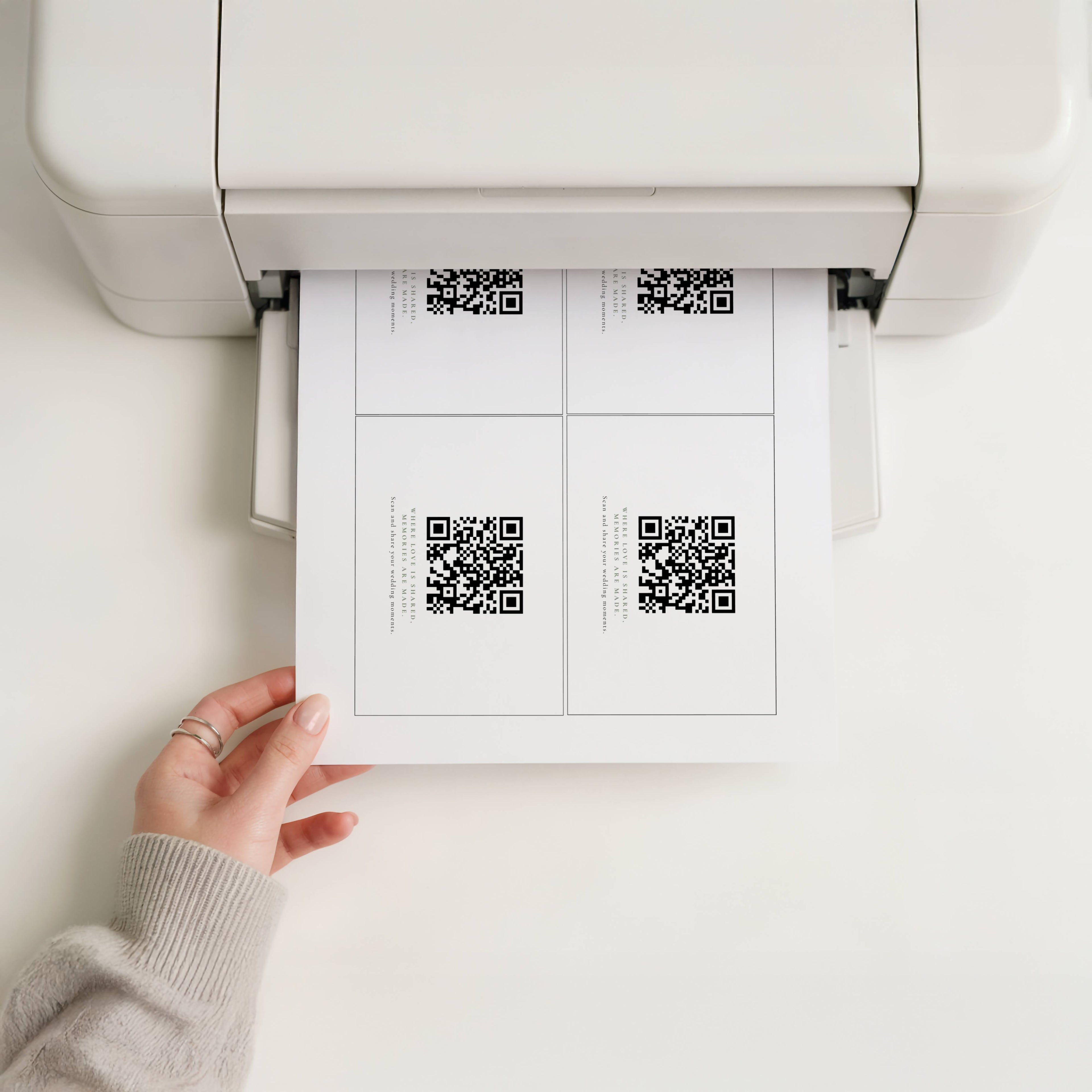 Oliva Essence Share the Love Template Card with QR Code