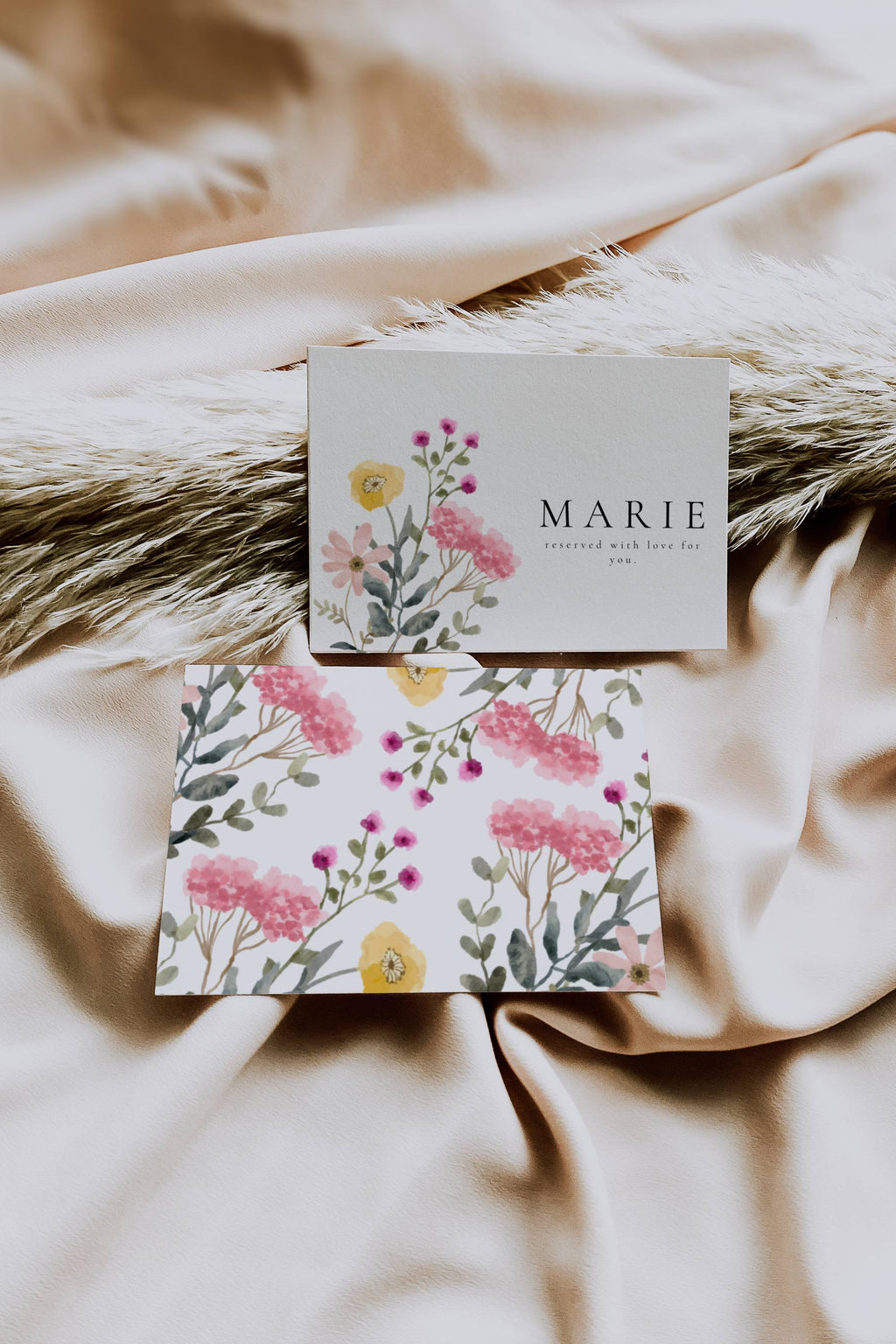 Aurora Vale Wedding Place Cards Template